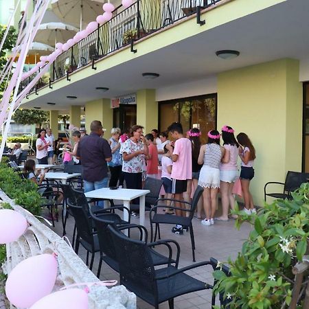 Hotel Ines Cesenatico Exterior photo