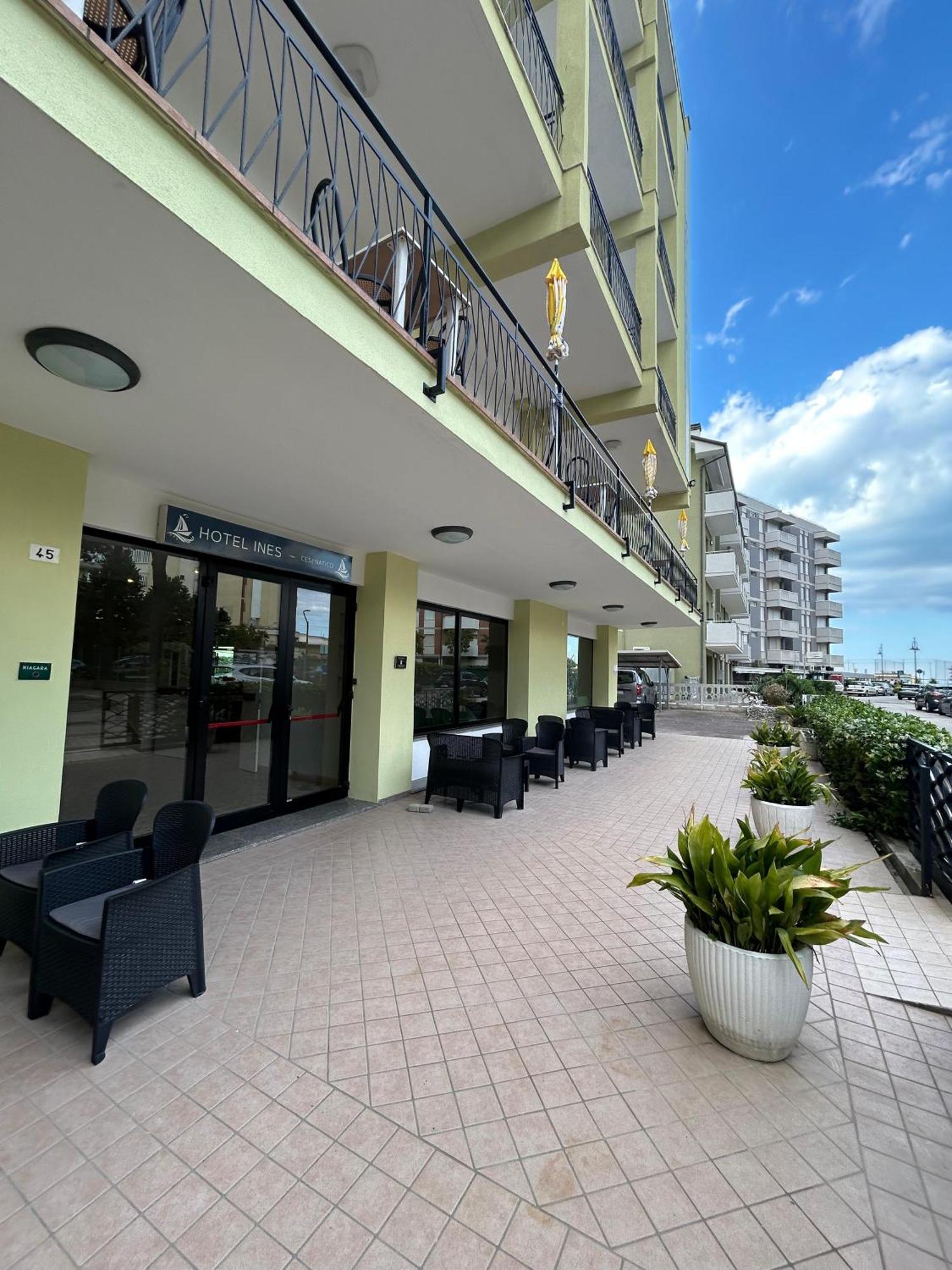 Hotel Ines Cesenatico Exterior photo