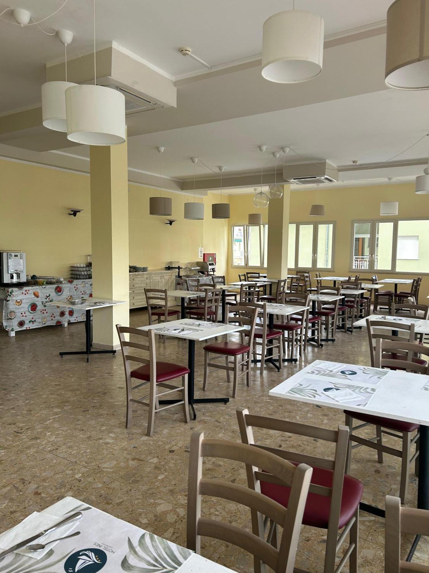 Hotel Ines Cesenatico Exterior photo