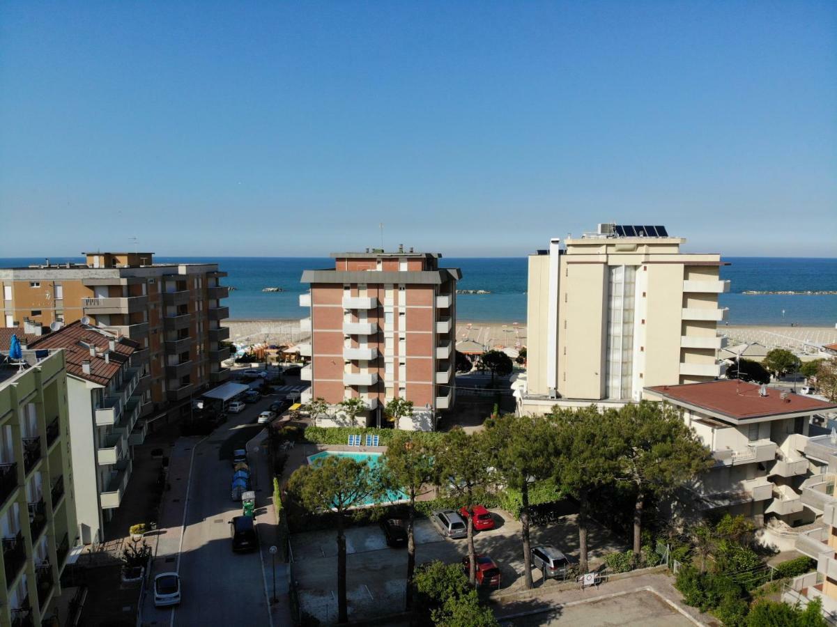 Hotel Ines Cesenatico Exterior photo